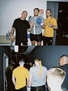 Deltagare och personal på Stockholm Muay Thai