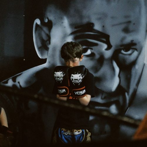 Muay Thai träning på Stockholm Muay Thai — nära Täby med tunnelbana